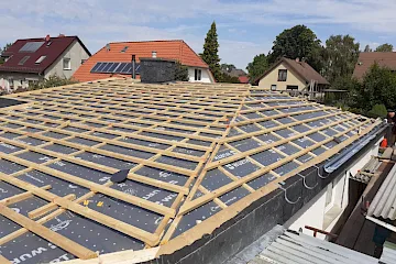 Dachdeckerei und Klempnerarbeiten