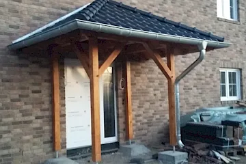 Carports, Terrassen und Eingangsbereiche
