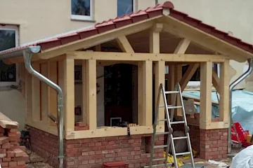 Carports, Terrassen und Eingangsbereiche