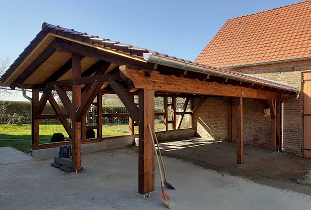 Carports, Terrassen und Eingangsbereiche